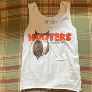 Hooters tank